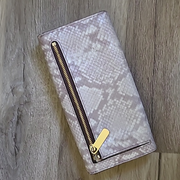 Michael Kors wallet - Picture 4 of 6